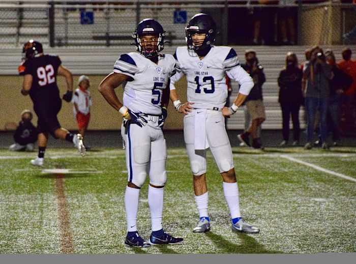 Jaden Nixon (5) and Garret Rangel (13)